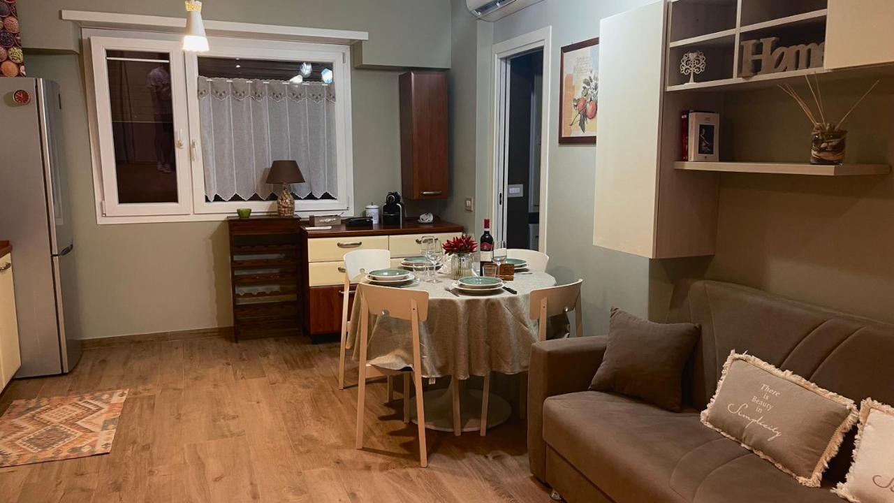 Апартаменты Frank Host Roma Lux , Metro A A 50 M, Simple Check-In Con Codice A Qualsiasi Orario Экстерьер фото