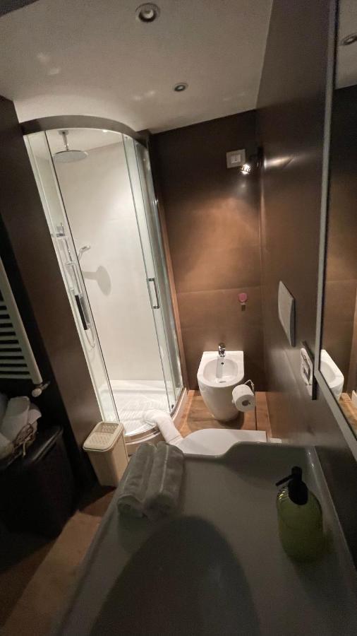 Апартаменты Frank Host Roma Lux , Metro A A 50 M, Simple Check-In Con Codice A Qualsiasi Orario Экстерьер фото